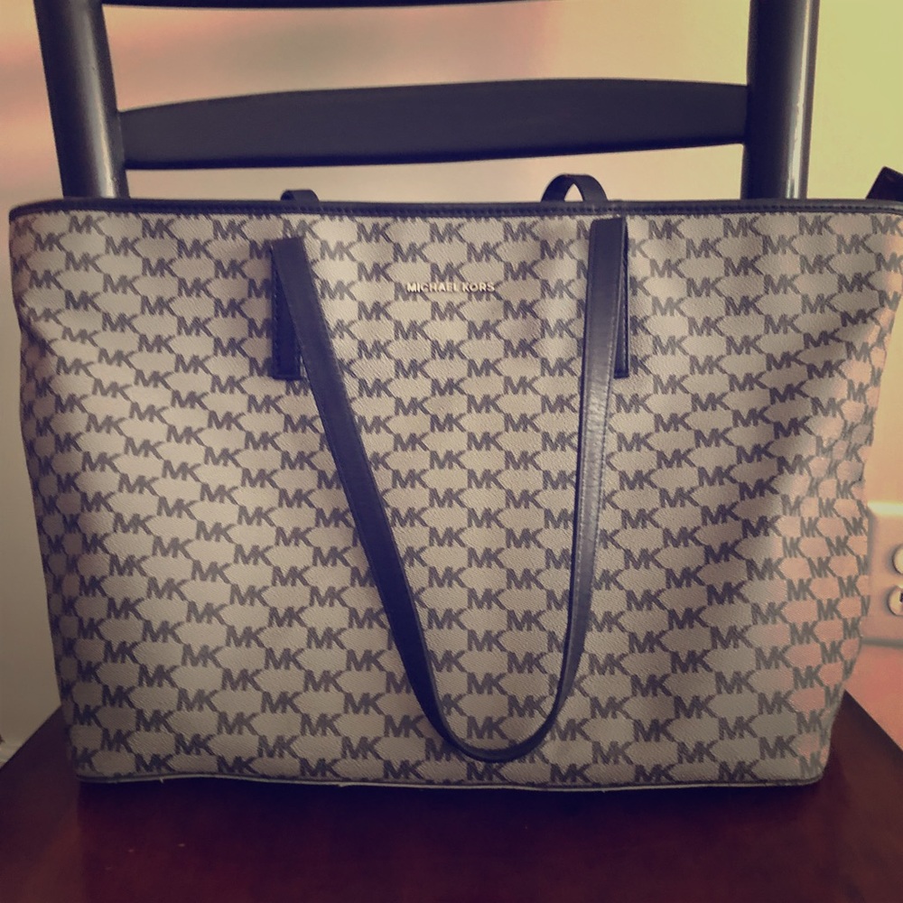 Michael Kors Tote